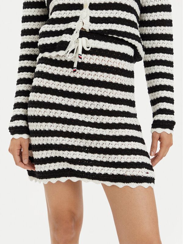 Tommy Jeans Tommy Jeans Suknja olovka DW0DW17961 Crna Slim Fit