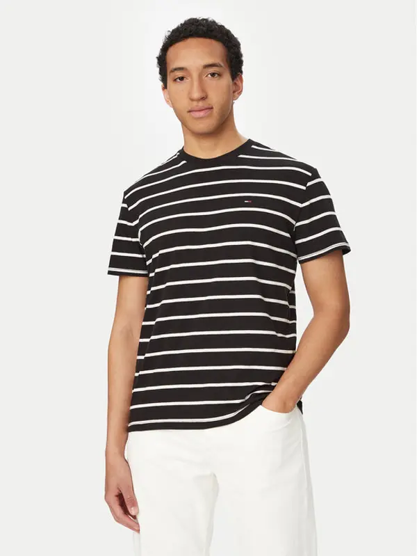 Tommy Jeans Tommy Jeans T-shirt DM0DM22544 Crna Regular Fit