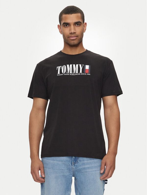 Tommy Jeans Tommy Jeans T-shirt DNA Flag DM0DM18533 Crna Regular Fit