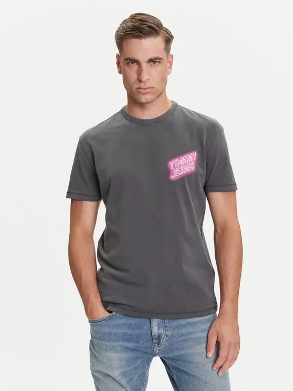 Tommy Jeans Tommy Jeans T-shirt Novelty DM0DM21829 Siva Regular Fit