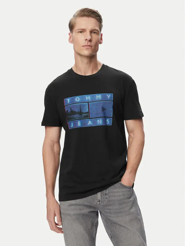 Tommy Jeans Tommy Jeans T-shirt Photo Flag DM0DM23191 Crna Regular Fit