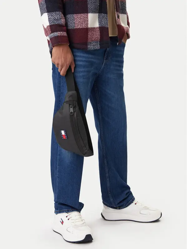 Tommy Jeans Tommy Jeans Torbica oko struka﻿ Tjm Daily Tech Bumbag AM0AM13873 Crna