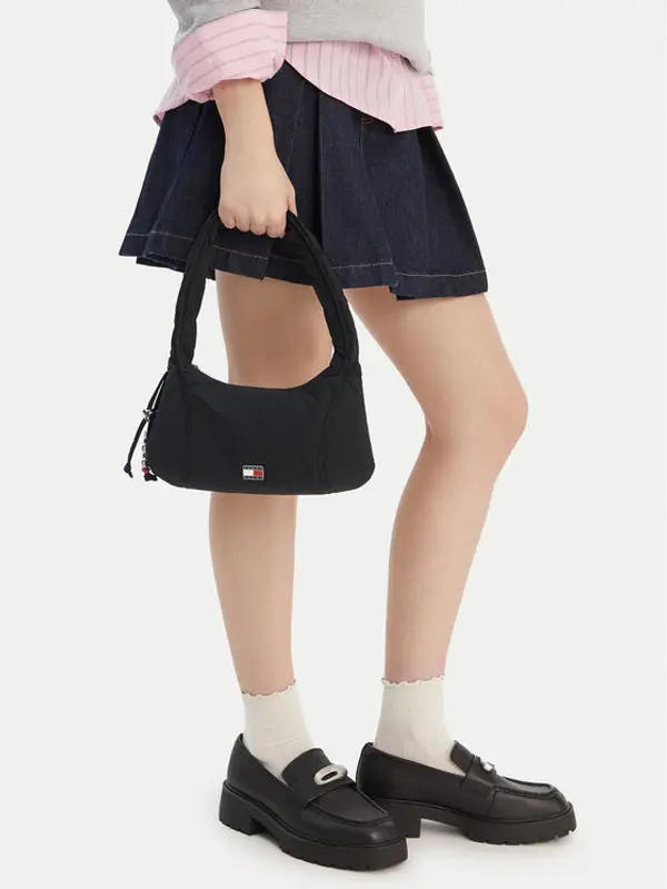 Tommy Jeans Tommy Jeans Torbica Tjw Casual Shoulder Bag AW0AW18068 Crna