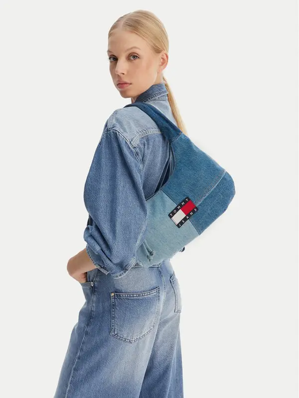 Tommy Jeans Tommy Jeans Torbica Tjw Denim Patchwork Shoulder Bag AW0AW18471 Plava