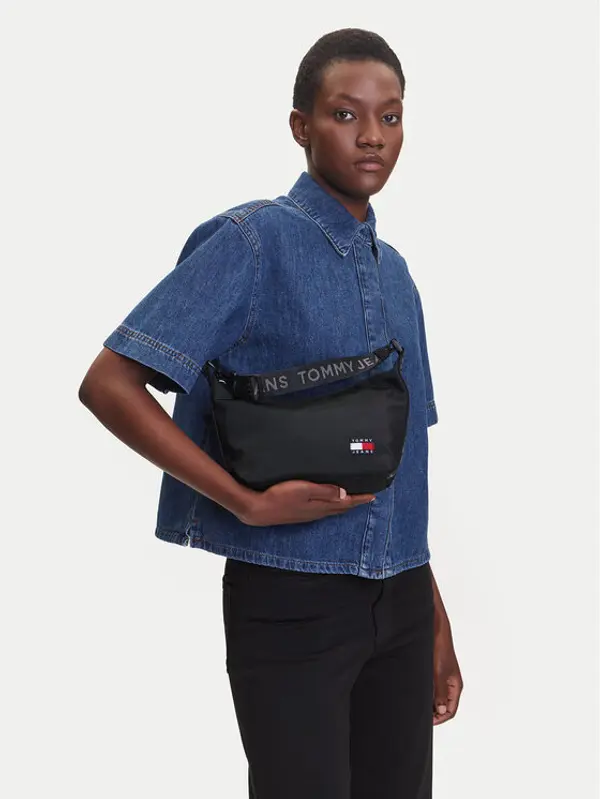 Tommy Jeans Tommy Jeans Torbica Tjw Ess Daily Shoulder Bag AW0AW17287 Crna