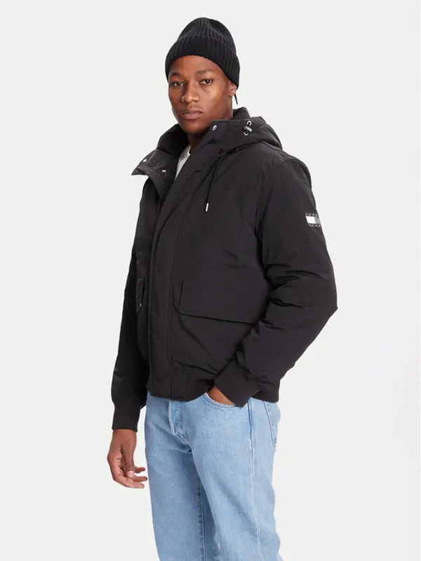 Tommy Jeans Tommy Jeans Zimska jakna DM0DM22032 Crna Regular Fit