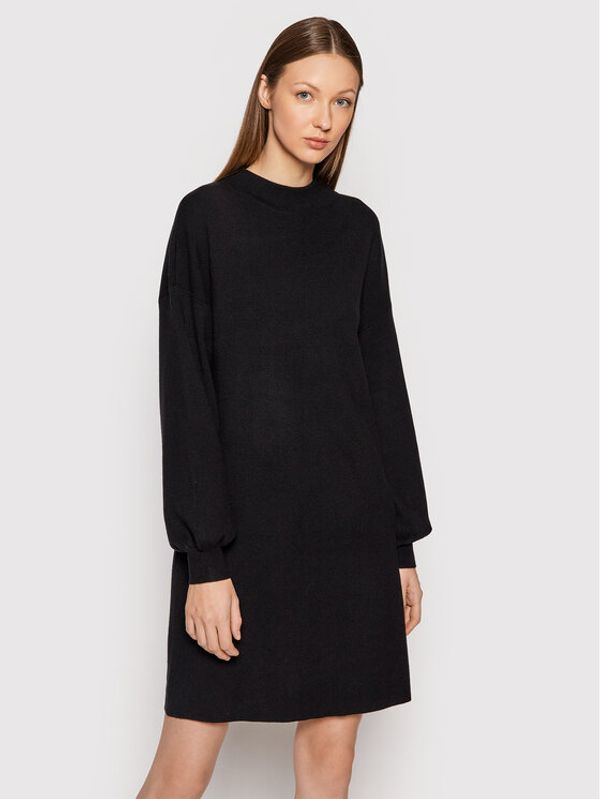 Vero Moda Vero Moda Džemper haljina Nancy 10249116 Crna Relaxed Fit