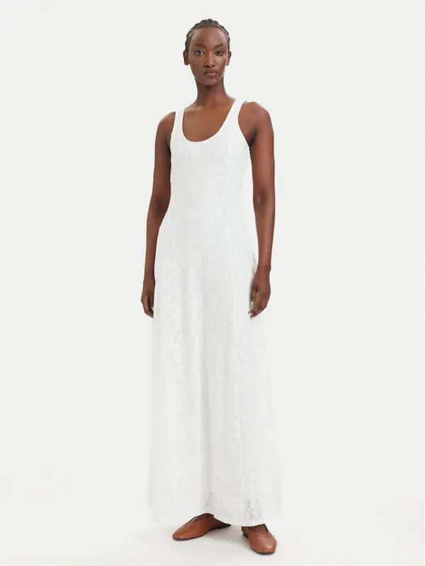Vero Moda Vero Moda Koktel haljina Salina 10356493 Bijela Regular Fit