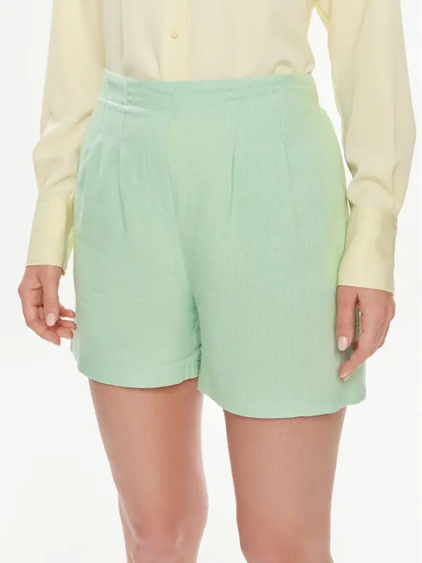 Vero Moda Vero Moda Kratke hlače Jesmilo 10279694 Zelena Regular Fit