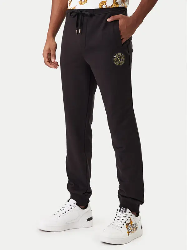 Versace Jeans Couture Versace Jeans Couture Donji dio trenerke 80GAAT03 CF01T Crna Regular Fit
