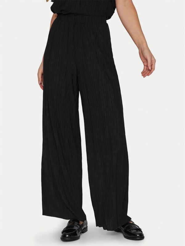 Vila Vila Hlače Plisa 14089681 Crna Regular Fit