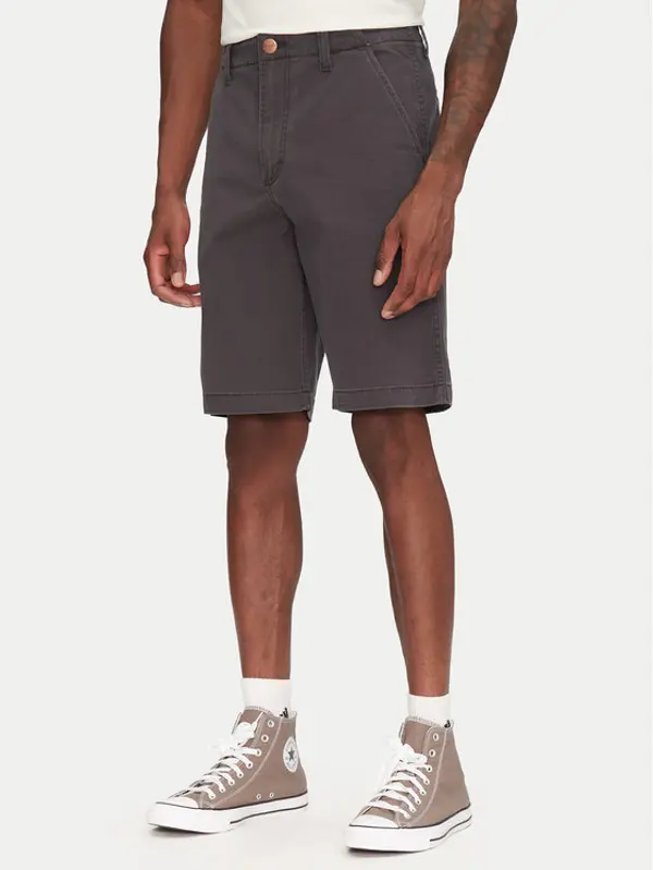 Wrangler Wrangler Kratke hlače 112362922 Siva Slim Fit
