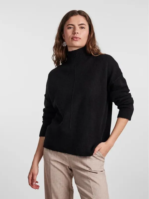 Y.A.S YAS Dolčevita 26030703 Crna Loose Fit