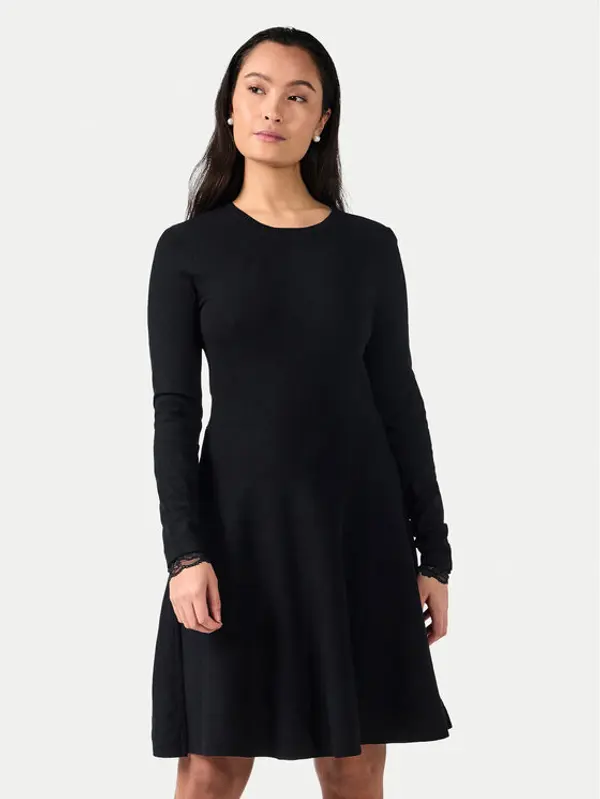 YAS YAS Džemper haljina Becco 26011181 Crna Regular Fit