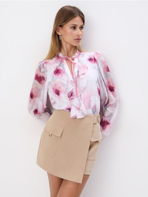 Mohito Mohito - Bluza na vezanje - bijela