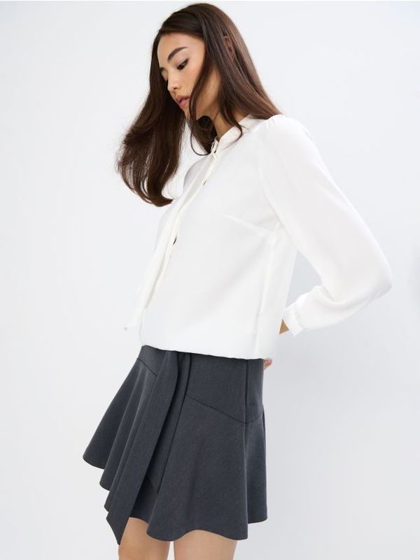 Mohito Mohito - Bluza s ukrasnim elementom - krem