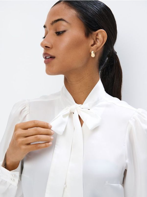 Mohito Mohito - Bluza s ukrasnom vezicom - bijela