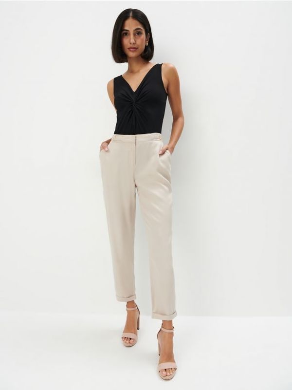 Mohito Mohito - Hlače od liocelnih vlakana - bež