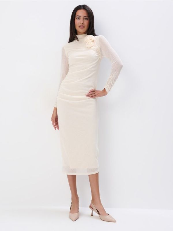 Mohito Mohito - Midi haljina s ukrasnim elementom - bež