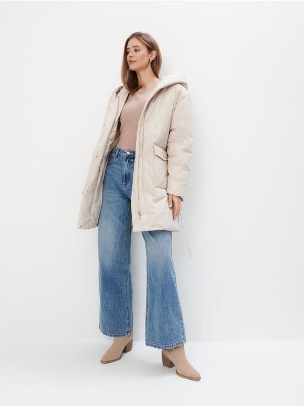 Mohito Mohito - Prošiveni kaput s visokim ovratnikom - bež