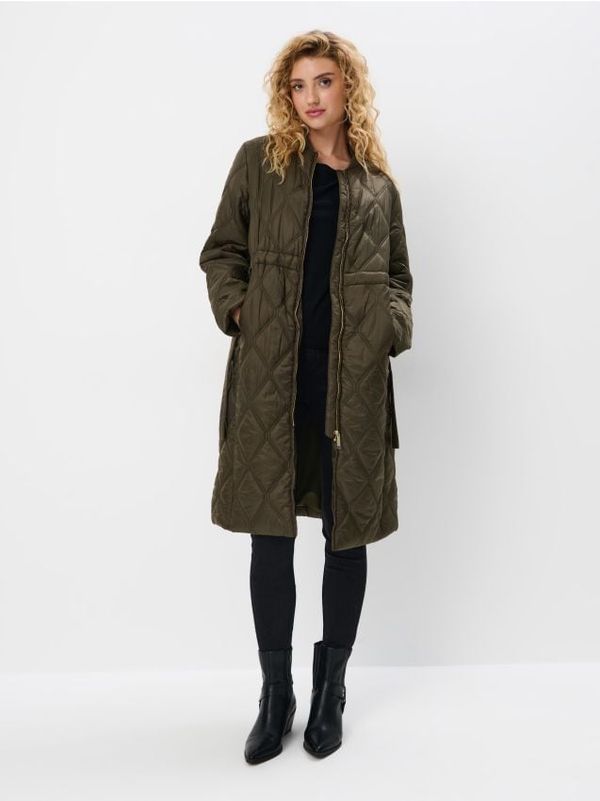 Mohito Mohito - Prošiveni kaput s visokim ovratnikom - zelena