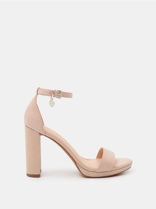Mohito Mohito - Sandale na visoku petu - bež
