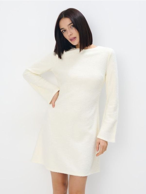 Mohito Mohito - Sjajna mini haljina - bijela