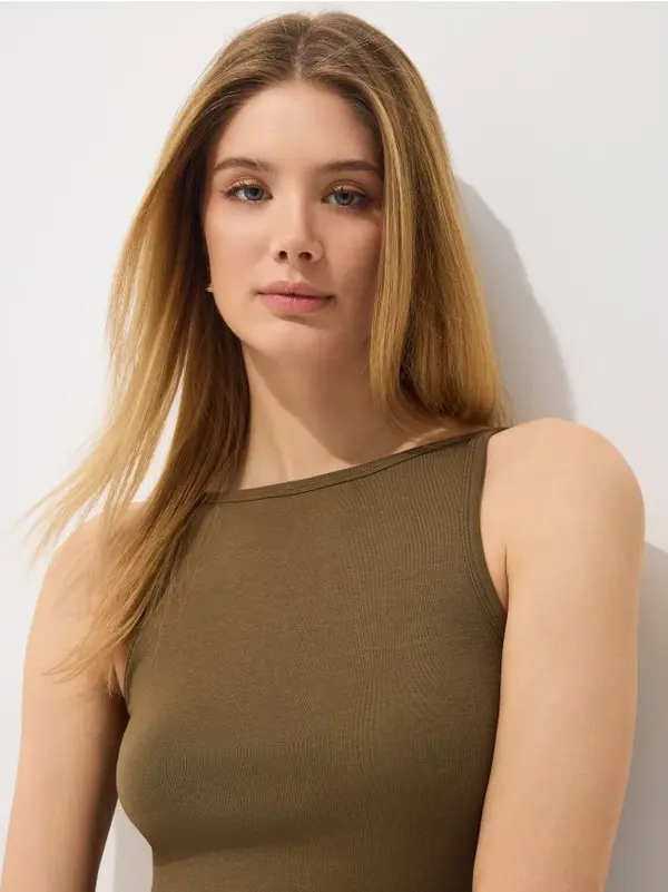 Mohito Mohito - Strukirani top - khaki