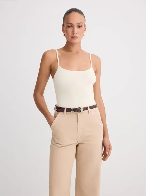 Mohito Mohito - Strukirani top - krem