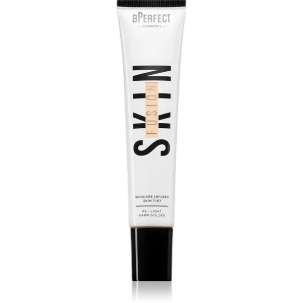 BPerfect BPerfect Skin Fusion lagani puder za prirodan izgled nijansa 5 Light Warm Golden 30 ml