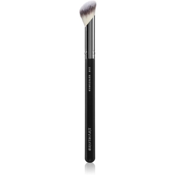 BrushArt BrushArt Professional B12 Angled concealer brush kist za nanošenje korektora B12 1 kom