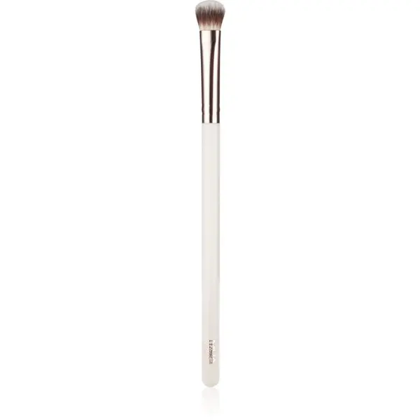 MUA Makeup Academy MUA Makeup Academy Brushes Flat Eye Base ravni kist za sjenila za oči 1 kom