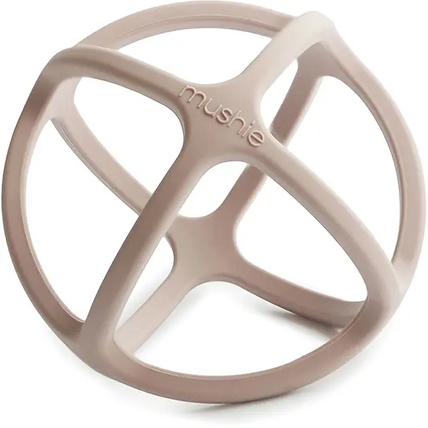 Mushie Mushie Ball Teether grickalica za bebe Shifting Sand 1 kom