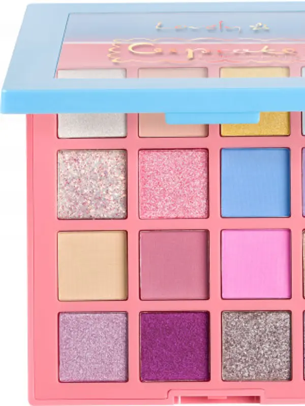 Lovely Lovely Cupcake Eyeshadow Palette (OC620)