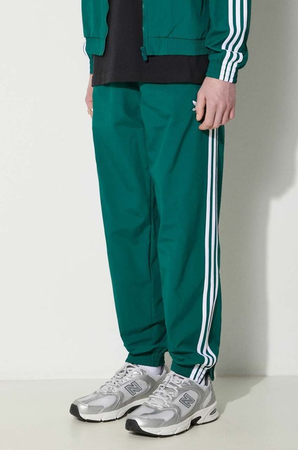 adidas Originals Donji dio trenirke adidas Originals Adicolor Woven Firebird Track Top boja: zelena, s aplikacijom, IT2497