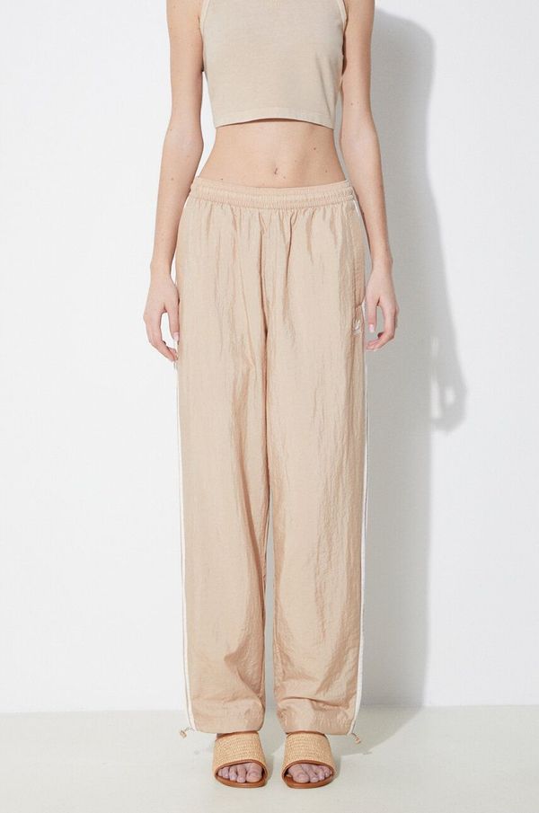 adidas Originals Donji dio trenirke adidas Originals boja: bež, s aplikacijom, IS1973