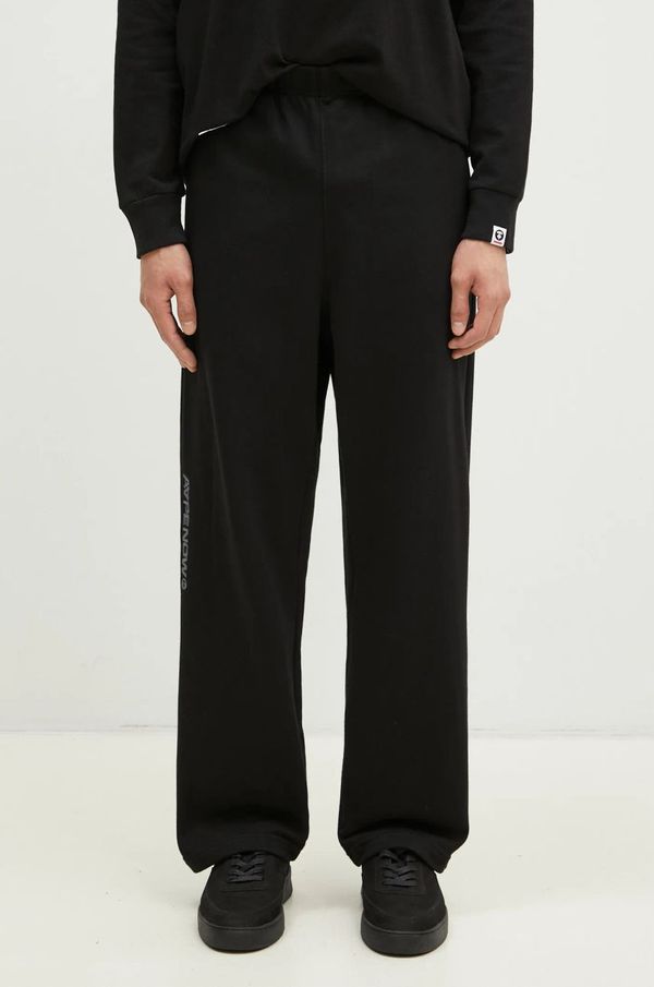 AAPE Donji dio trenirke AAPE Moon Face Logo boja: crna, s aplikacijom, AAPPTMB625XXN