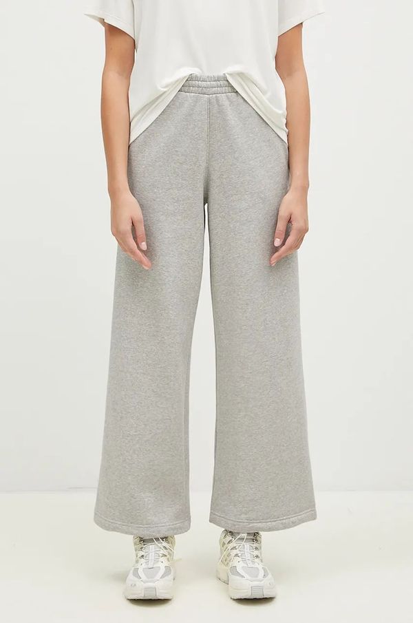 adidas Originals Donji dio trenirke adidas Originals Femme Galore Wideleg Fleece Pants boja: siva, melanž, JN3028