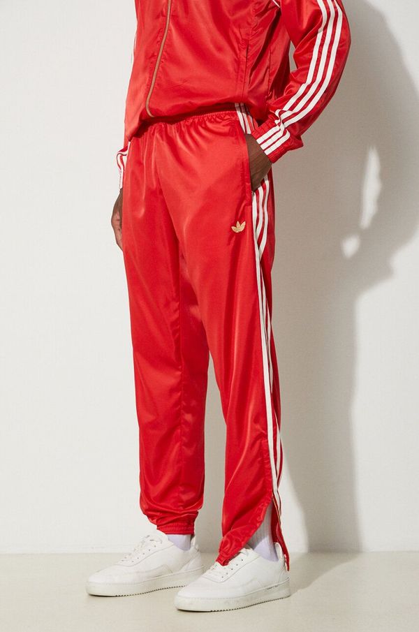 adidas Originals Donji dio trenirke adidas Originals Premium Track Pant boja: crvena, s aplikacijom, IZ3189