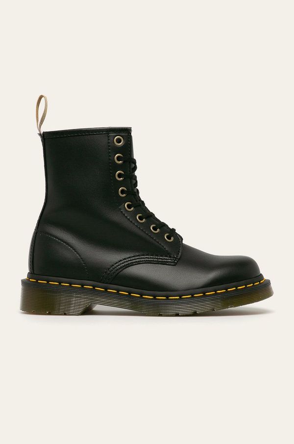 Dr. Martens Čizme Dr. Martens Vegan 1460 za žene, boja: crna, ravni potplat
