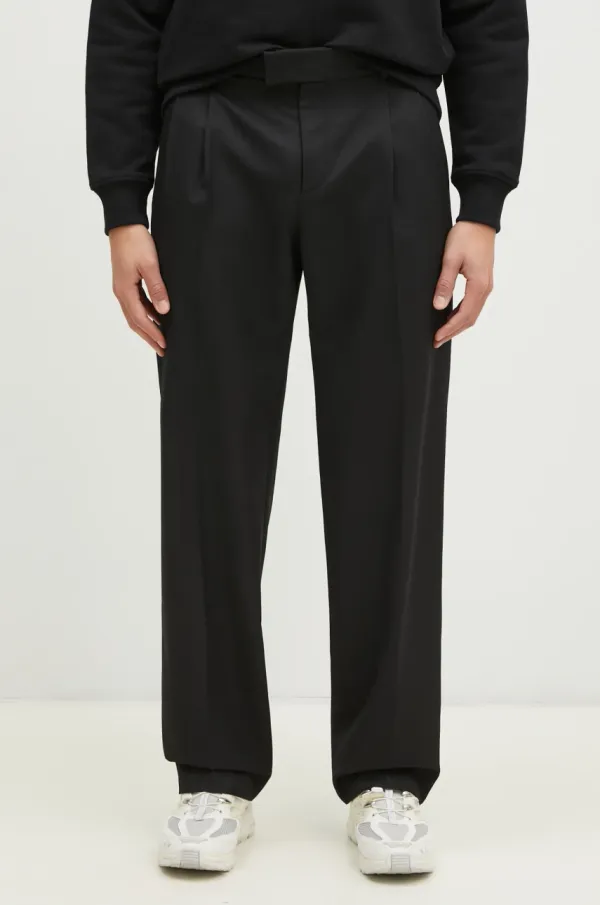 Drôle de Monsieur Hlače s primjesom vune Drôle de Monsieur Le Pantalon Golfeur boja: crna, ravni kroj, PERM-BP165-PL127-BL