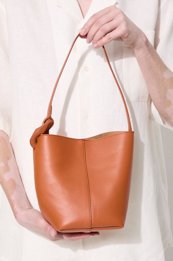 JW Anderson Kožna torba JW Anderson The Jwa Corner Small Bucket boja: narančasta, HB0614.LA0307.142