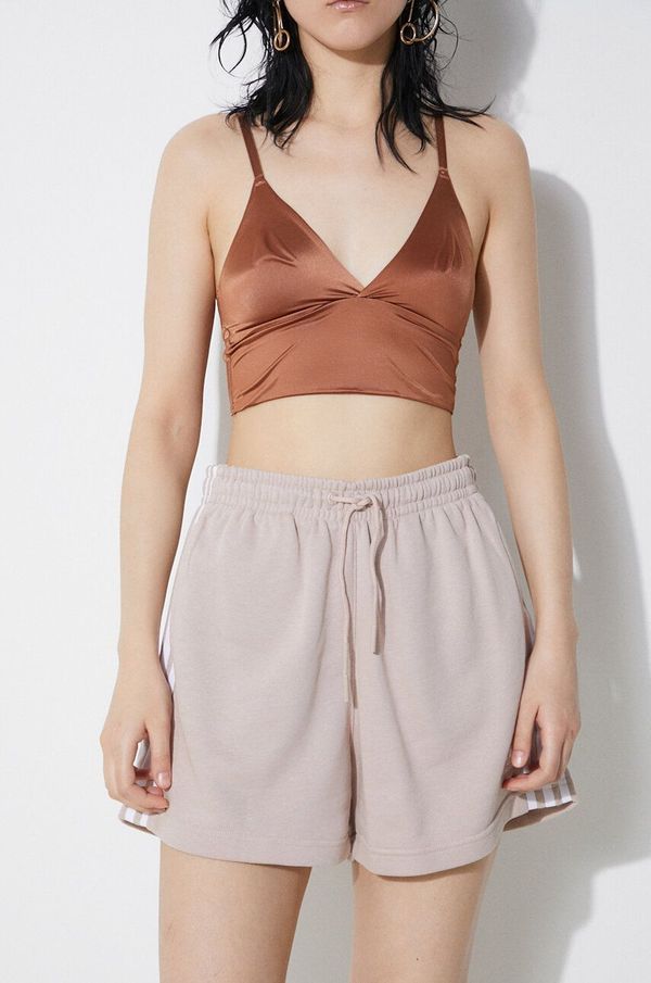 adidas Originals Kratke hlače adidas Originals 3 Stripe Short French Terry za žene, boja: bež, s aplikacijom, visoki struk, IP0694