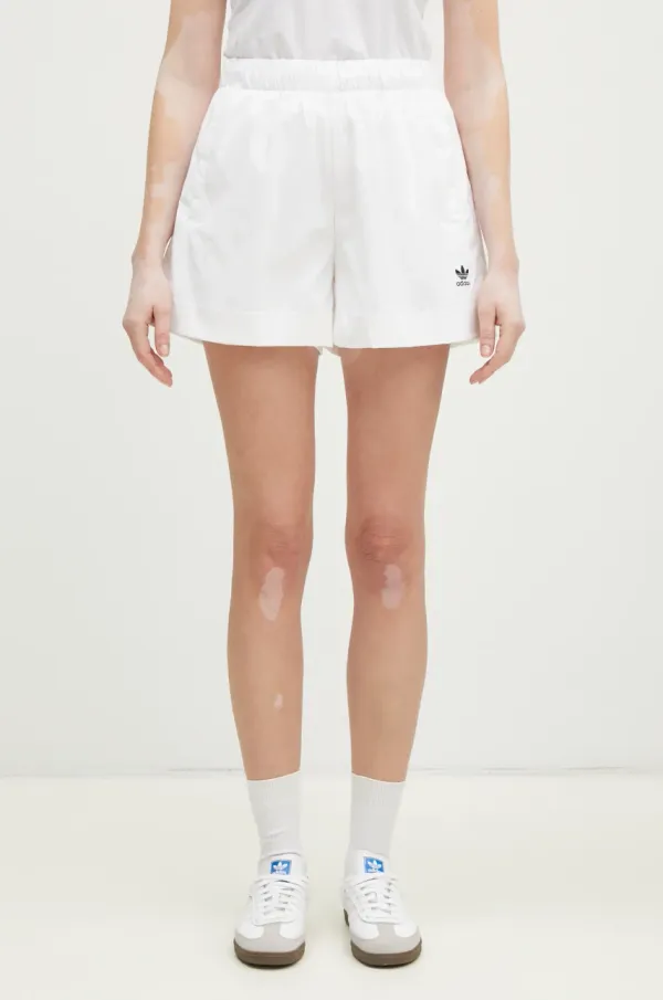 adidas Originals Kratke hlače adidas Originals Essential za žene, boja: bijela, bez uzorka, srednje visoki struk, JD1510