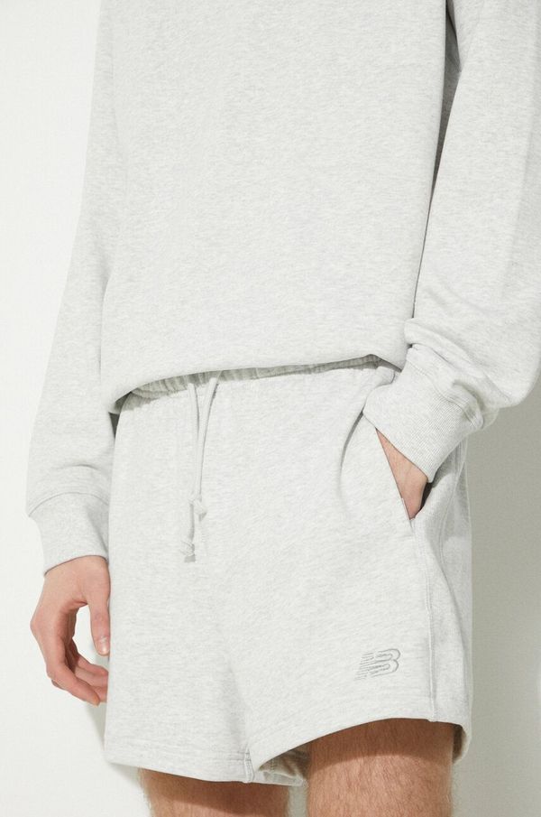 New Balance Pamučne kratke hlače New Balance boja: siva, melanž