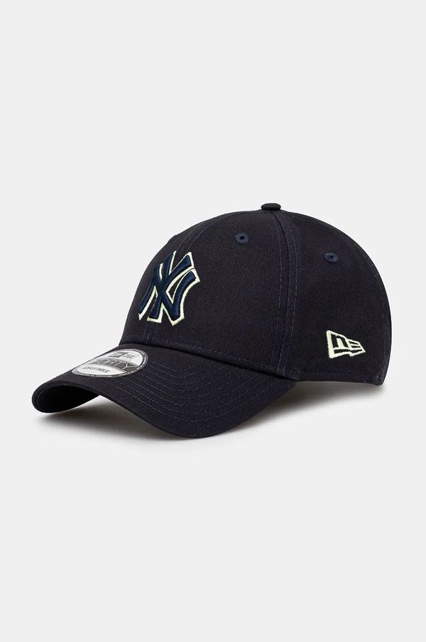 New Era Pamučna kapa sa šiltom New Era TEAM OUTLINE 9FORTY® NEW YORK YANKEES boja: tamno plava, s aplikacijom, 60565115