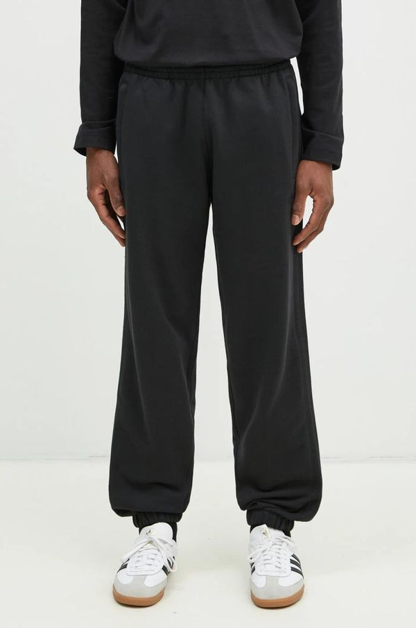 adidas Originals Pamučni donji dio trenirke adidas Originals Essential boja: crna, bez uzorka, JC9575