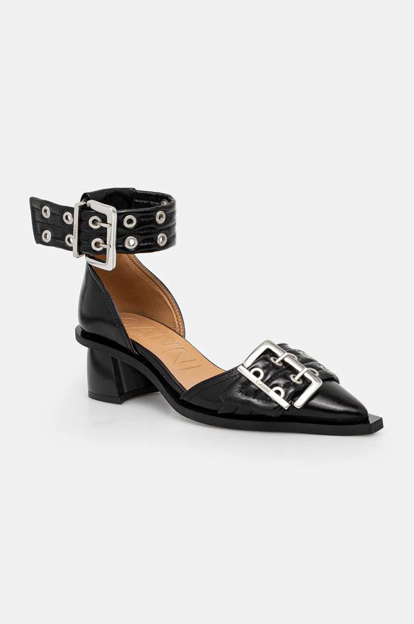 GANNI Salonke GANNI Feminine Buckle Open Cut Pump Naplack boja: crna, s debelom potpeticom, S2891