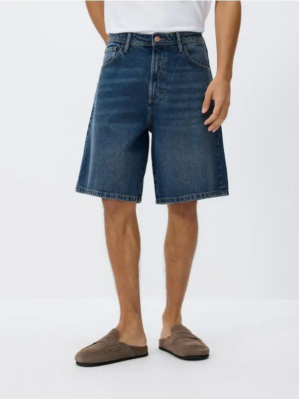 Reserved Reserved - Baggy kratke hlače od trapera - indigo jeans