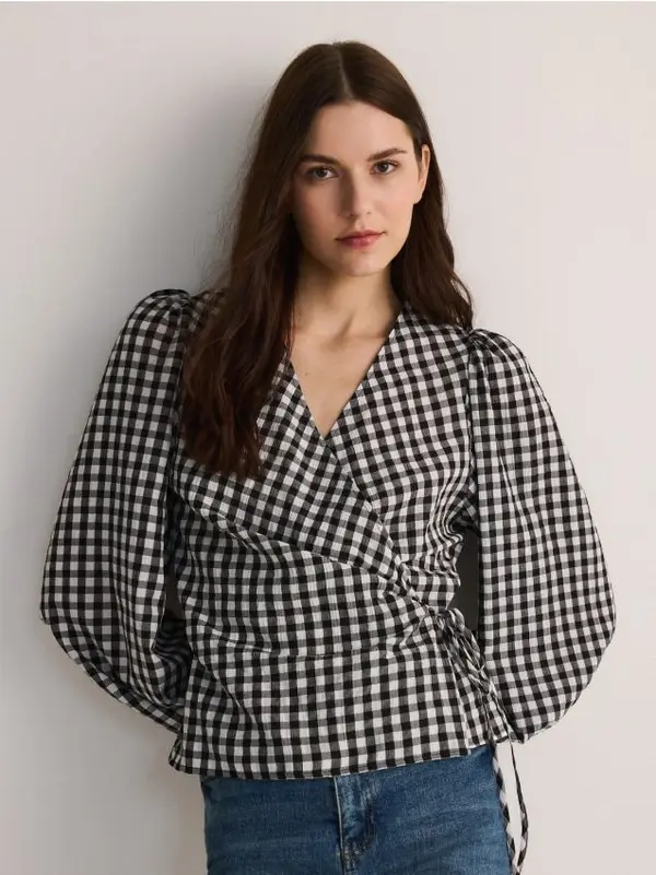 Reserved Reserved - Bluza na vezanje - crno